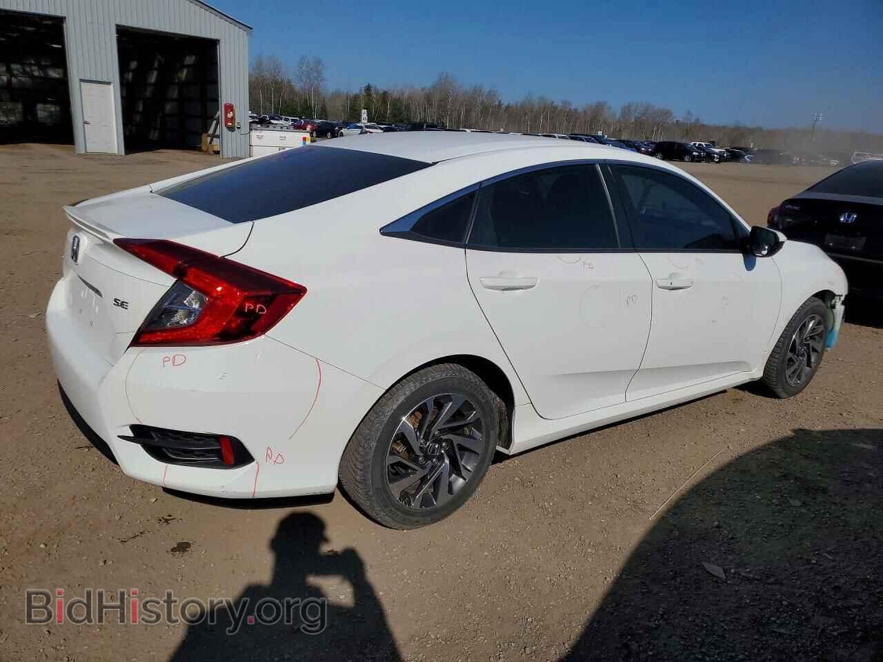 2018 HONDA CIVIC - VIN: 2HGFC2F67JH040244 - Фото 3
