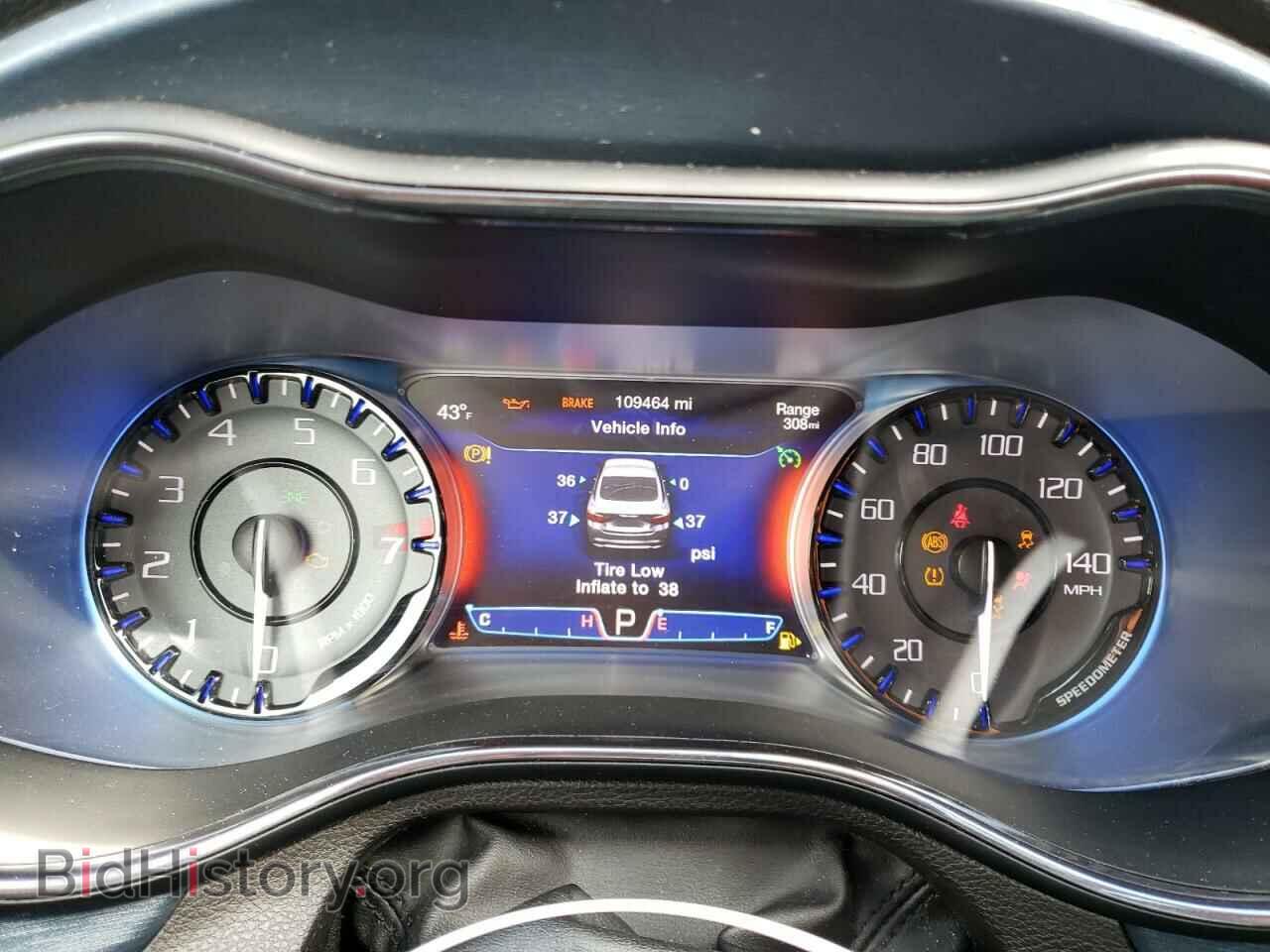 2015 CHRYSLER 200 - VIN: 1C3CCCBG9FN518902 - Photo 9