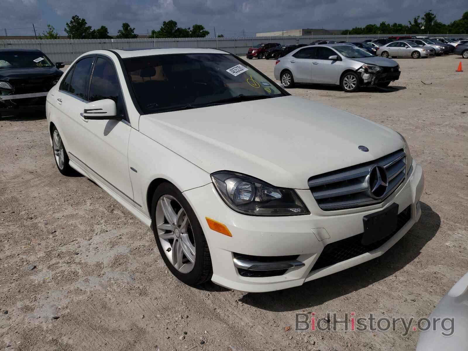 Фотография WDDGF4HB2CA621108 - MERCEDES-BENZ C-CLASS 2012