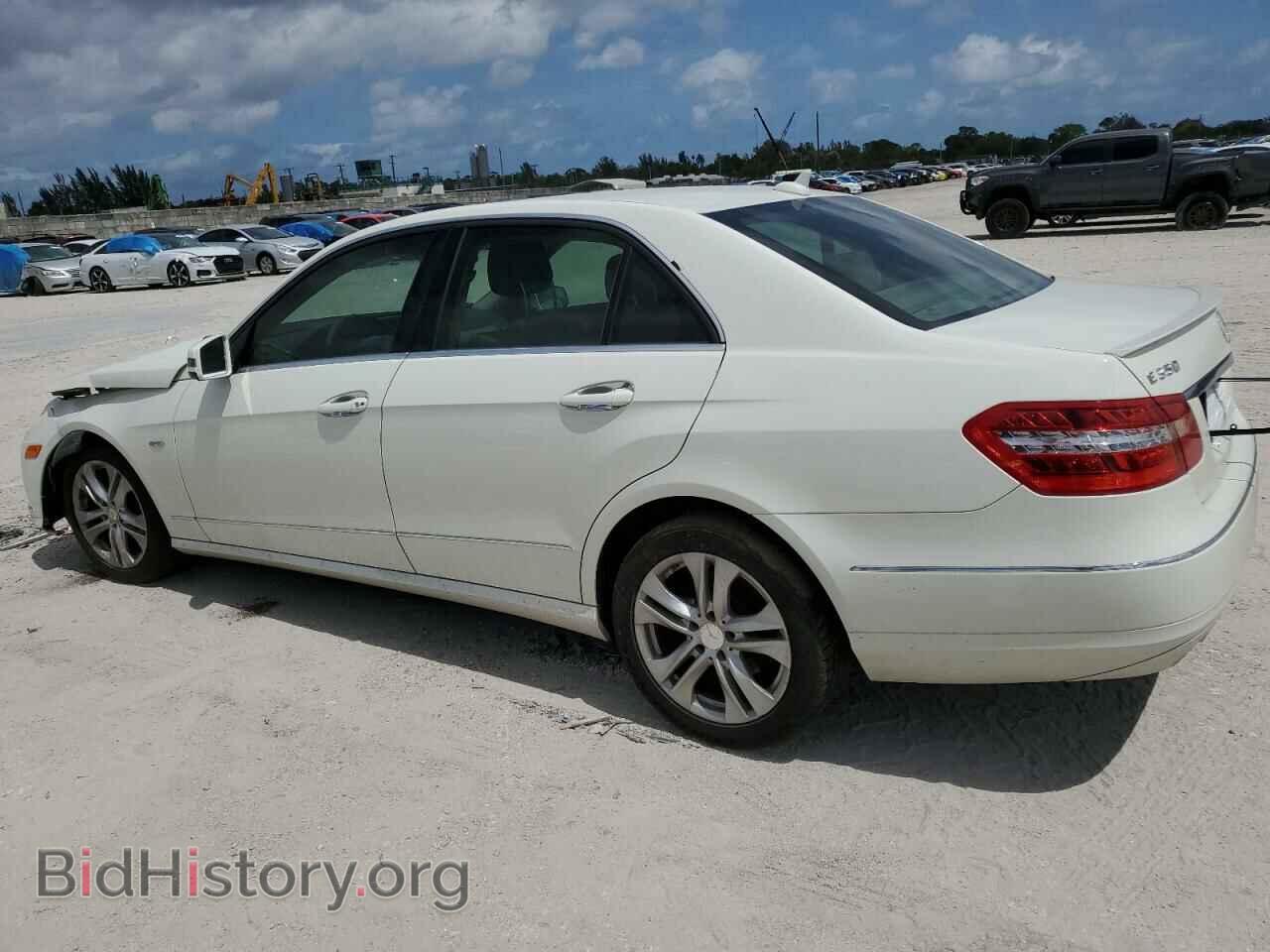 2011 MERCEDES-BENZ E-CLASS - VIN: WDDHF2EB7BA359534 - Фото 2