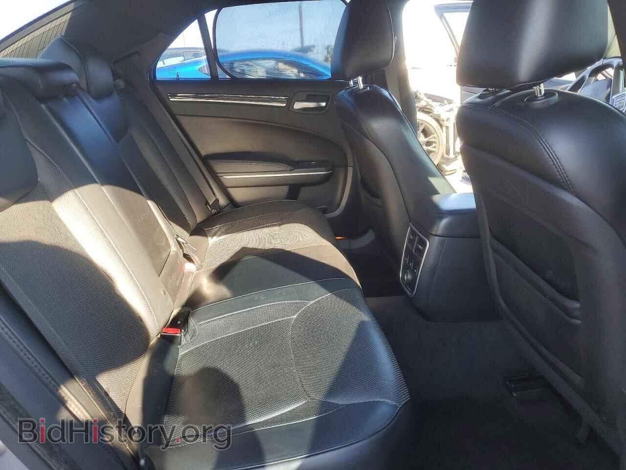 2014 CHRYSLER 300 - VIN: 2C3CCAET5EH118002 - Фото 10