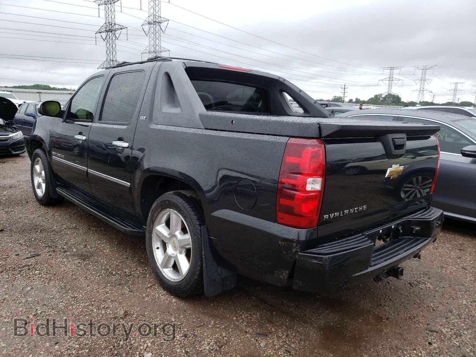 2010 CHEVROLET AVALANCHE - VIN: 3GNVKGE00AG224701 - Фото 3