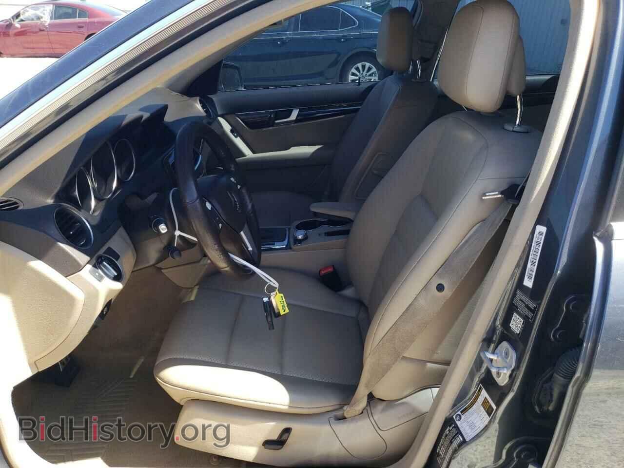 2014 MERCEDES-BENZ C-CLASS - VIN: WDDGF4HB3EA959281 - Фото 7