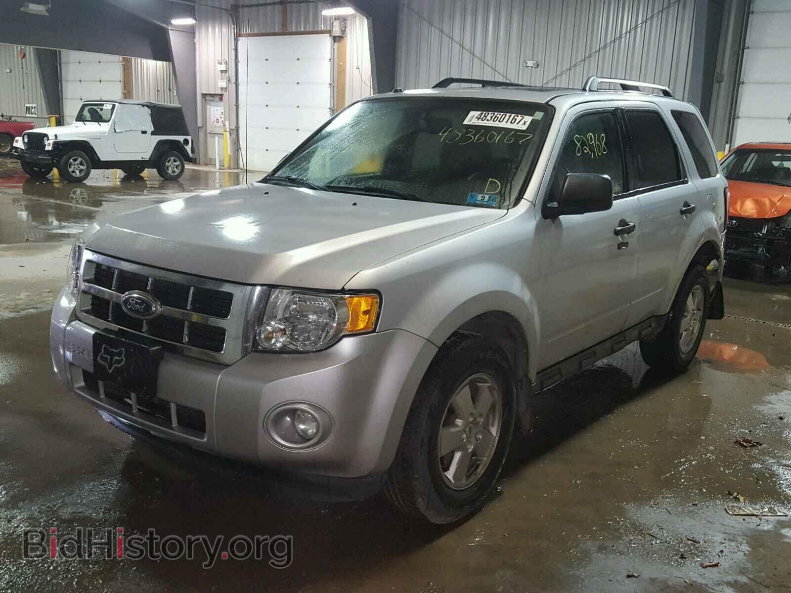 2011 FORD ESCAPE - VIN: 1FMCU9D74BKB21498 - Фото 2