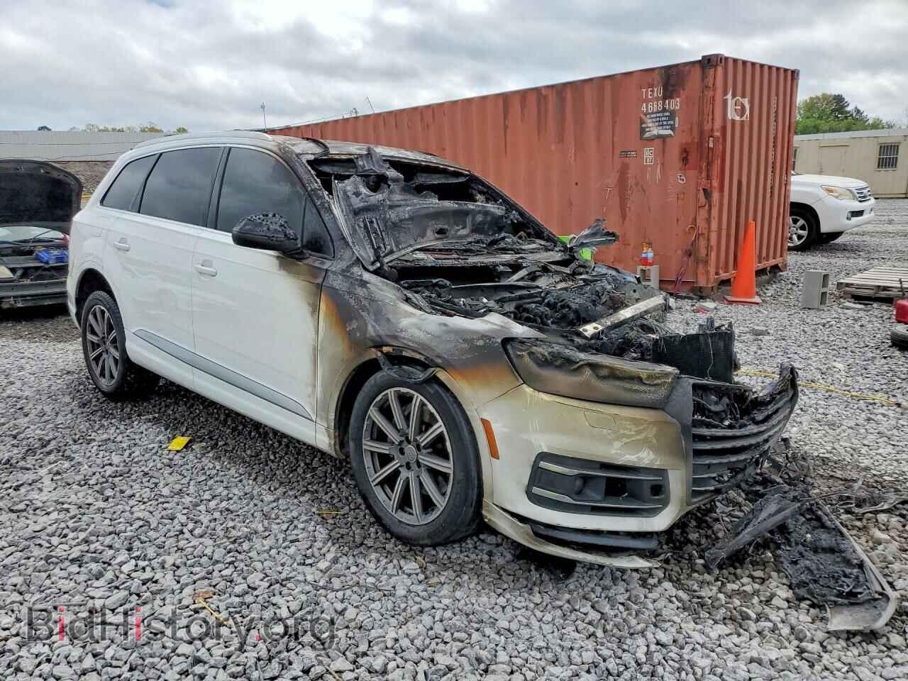 2018 AUDI Q7 - VIN: WA1VAAF76JD021663 - Photo 4
