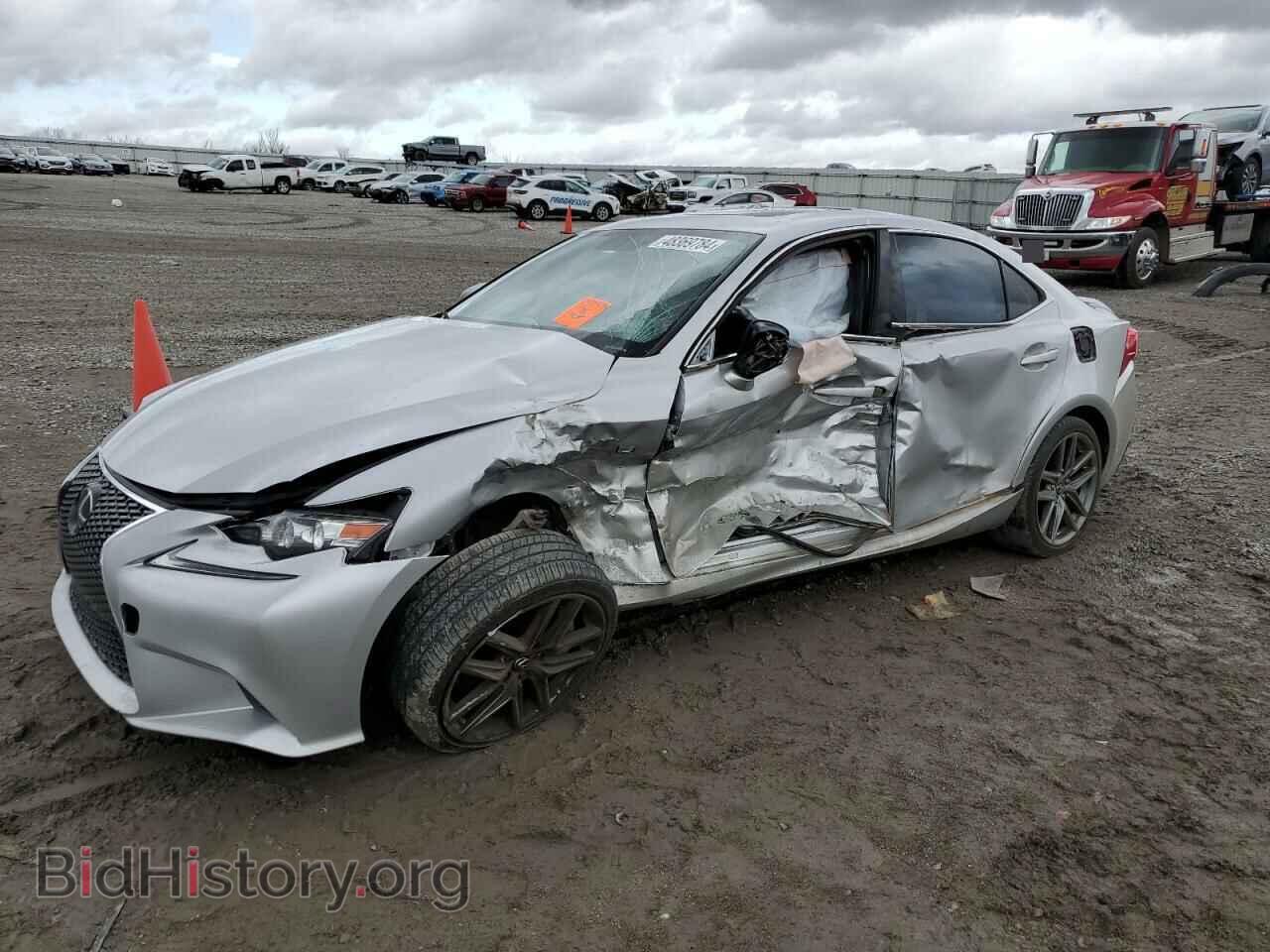 Photo JTHBA1D21G5032040 - LEXUS IS 2016