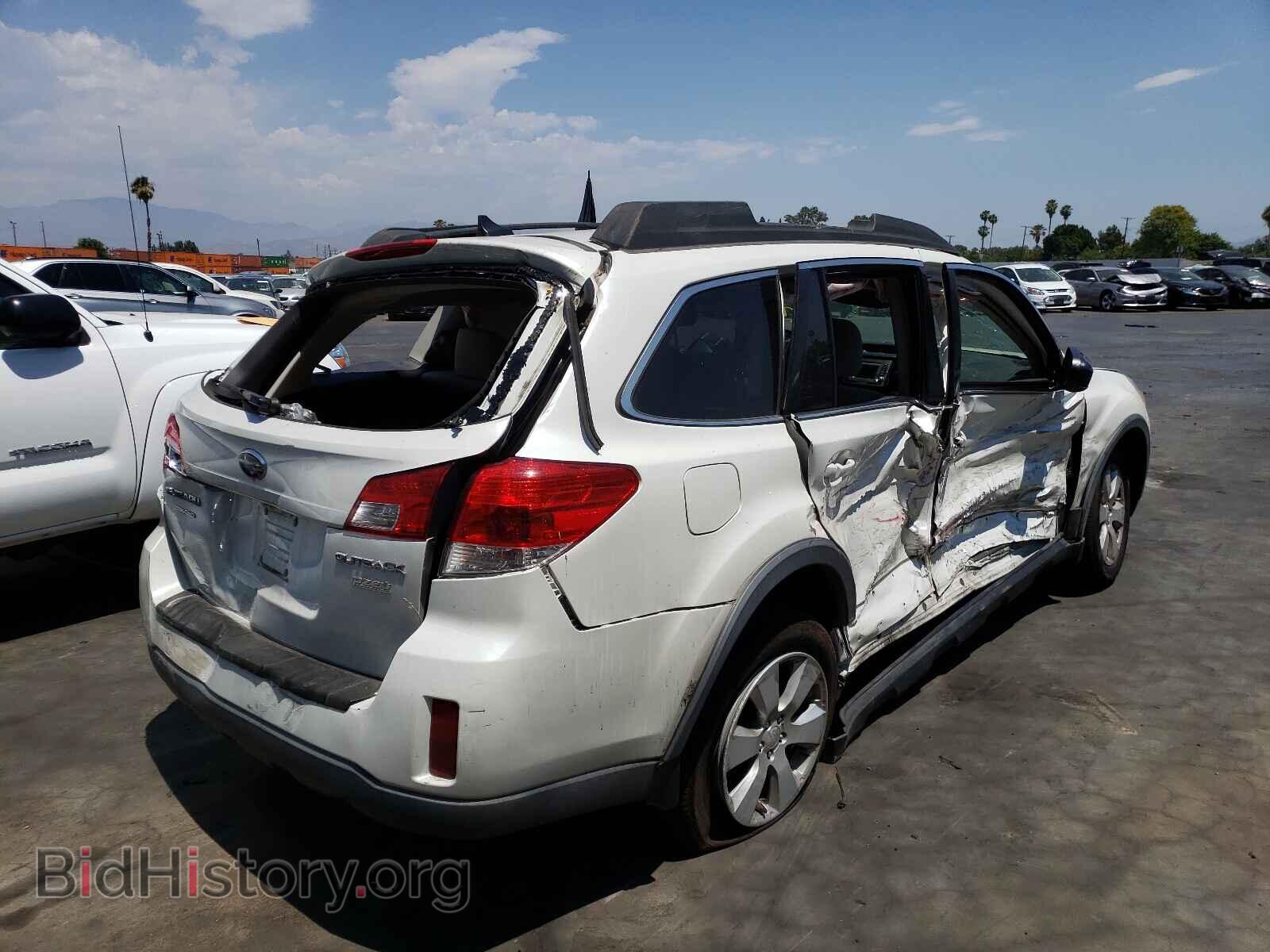 2012 SUBARU OUTBACK - VIN: 4S4BRBFC0C3239820 - Фото 4
