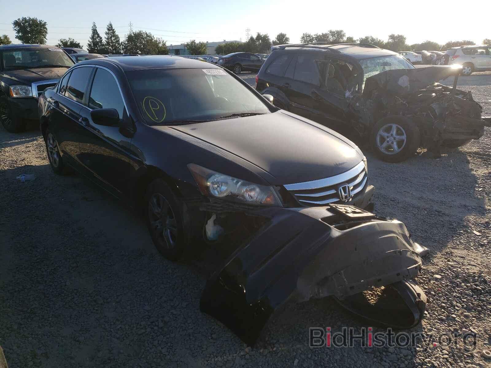 Photo 1HGCP2F60CA067696 - HONDA ACCORD 2012