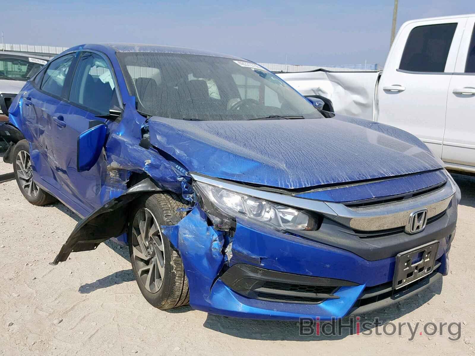 Photo 19XFC2F78JE044029 - HONDA CIVIC EX 2018