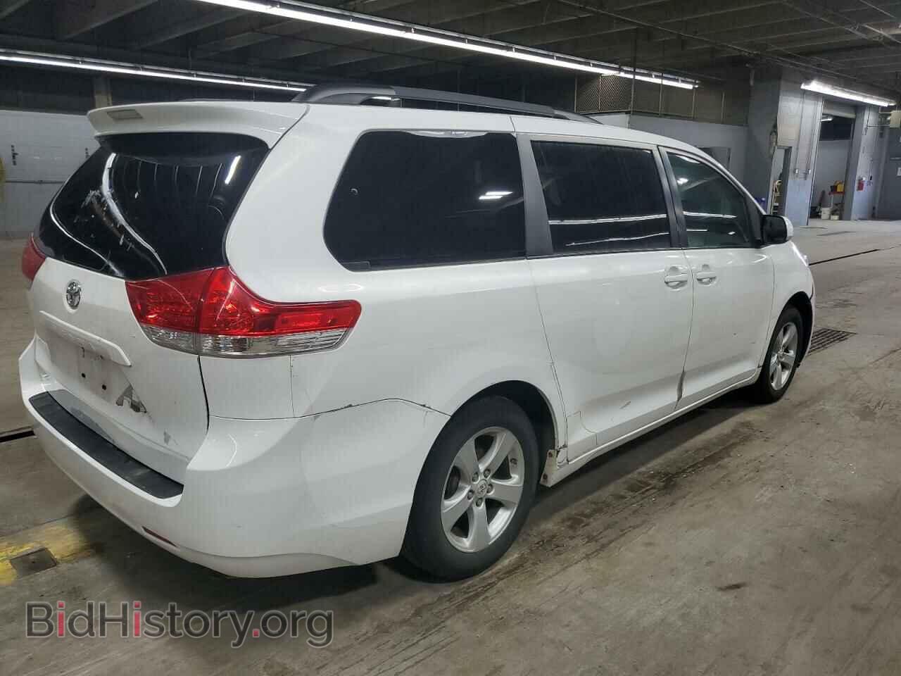 2011 TOYOTA All Models - VIN: 5TDKK3DC5BS096717 - Фото 3