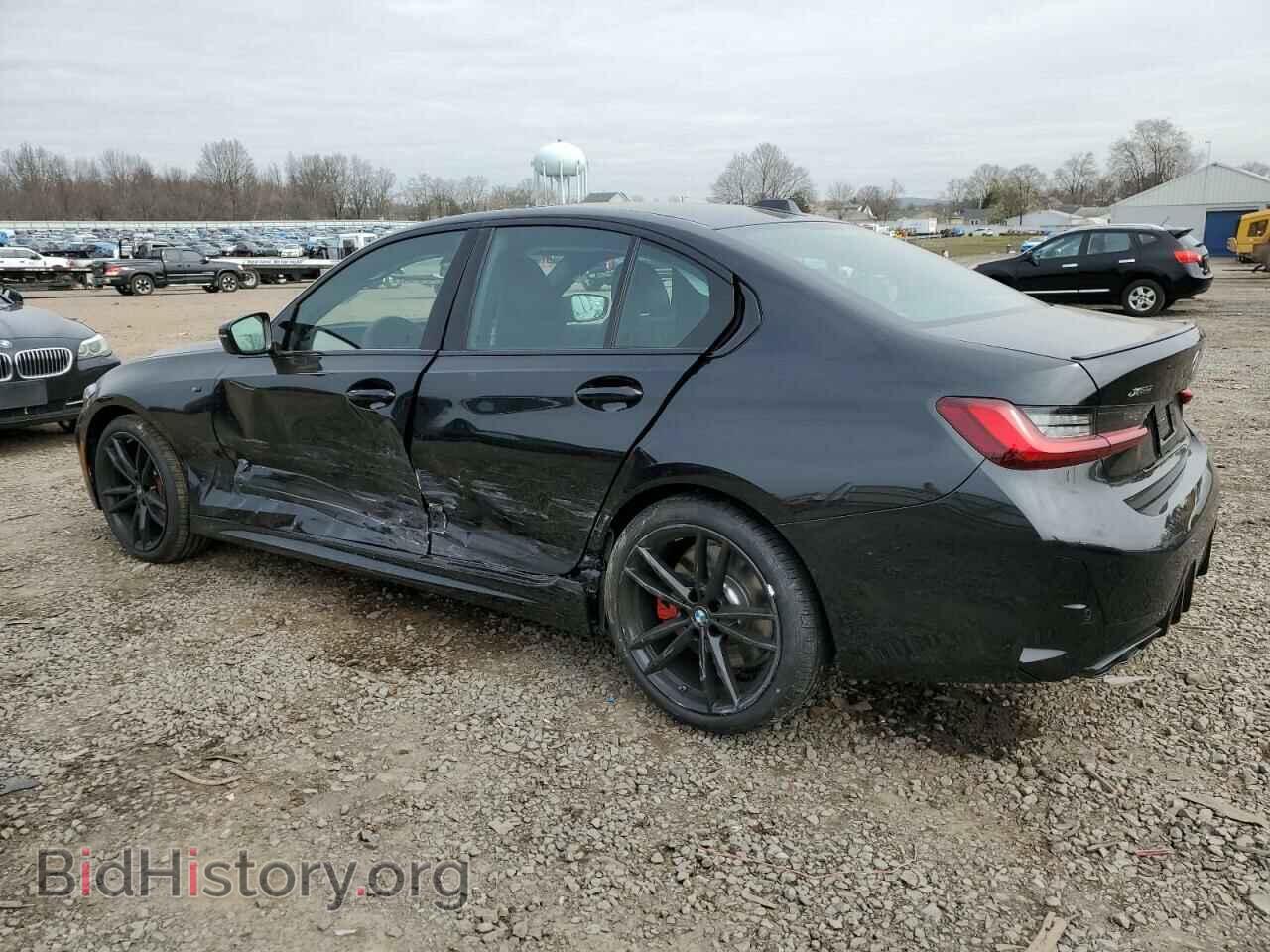 2024 BMW M3 - VIN: 3MW49FF02R8E42313 - Фото 2