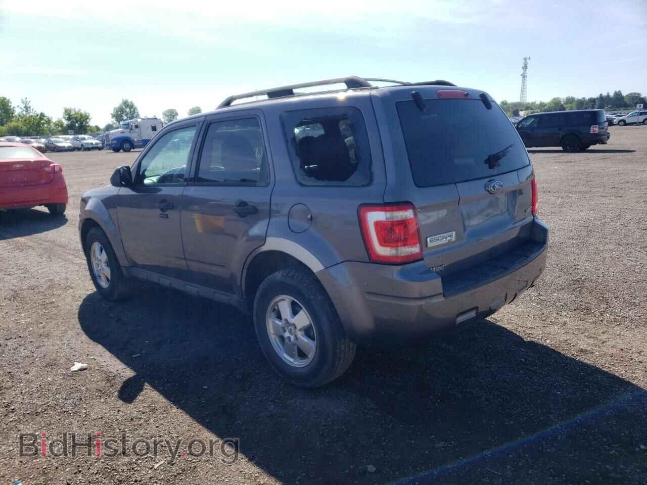 2011 FORD ESCAPE - VIN: 1FMCU0D76BKC55697 - Фото 3