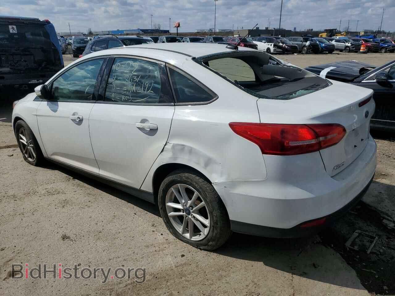 2017 FORD FOCUS - VIN: 1FADP3F26HL218631 - Фото 2