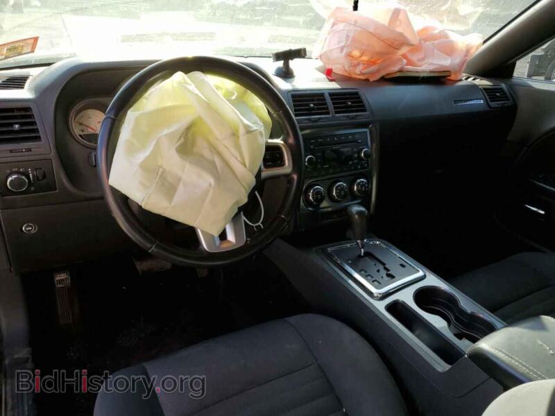 2011 Dodge CHALLENGER (VIN 2B3CJ4DG2BH541625) — photo 8 of 12