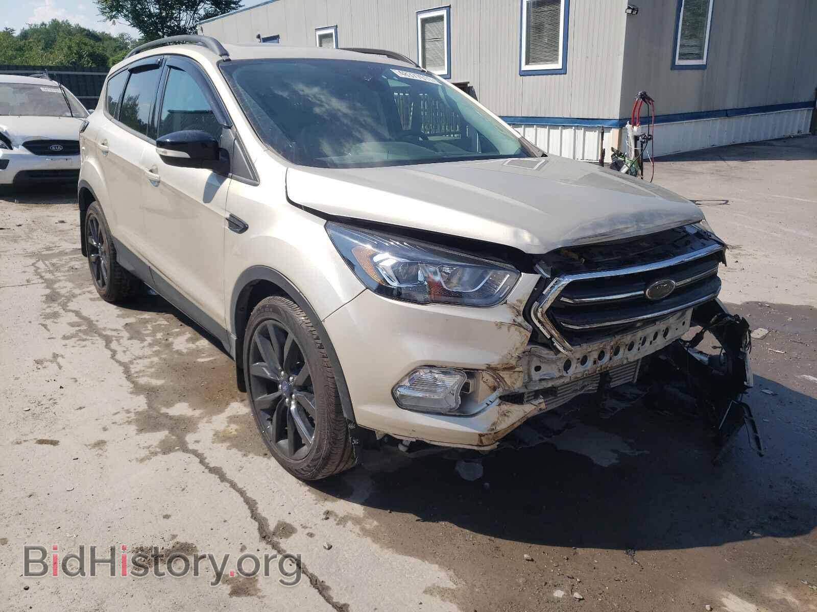 Фотография 1FMCU0J96HUC41995 - FORD ESCAPE 2017