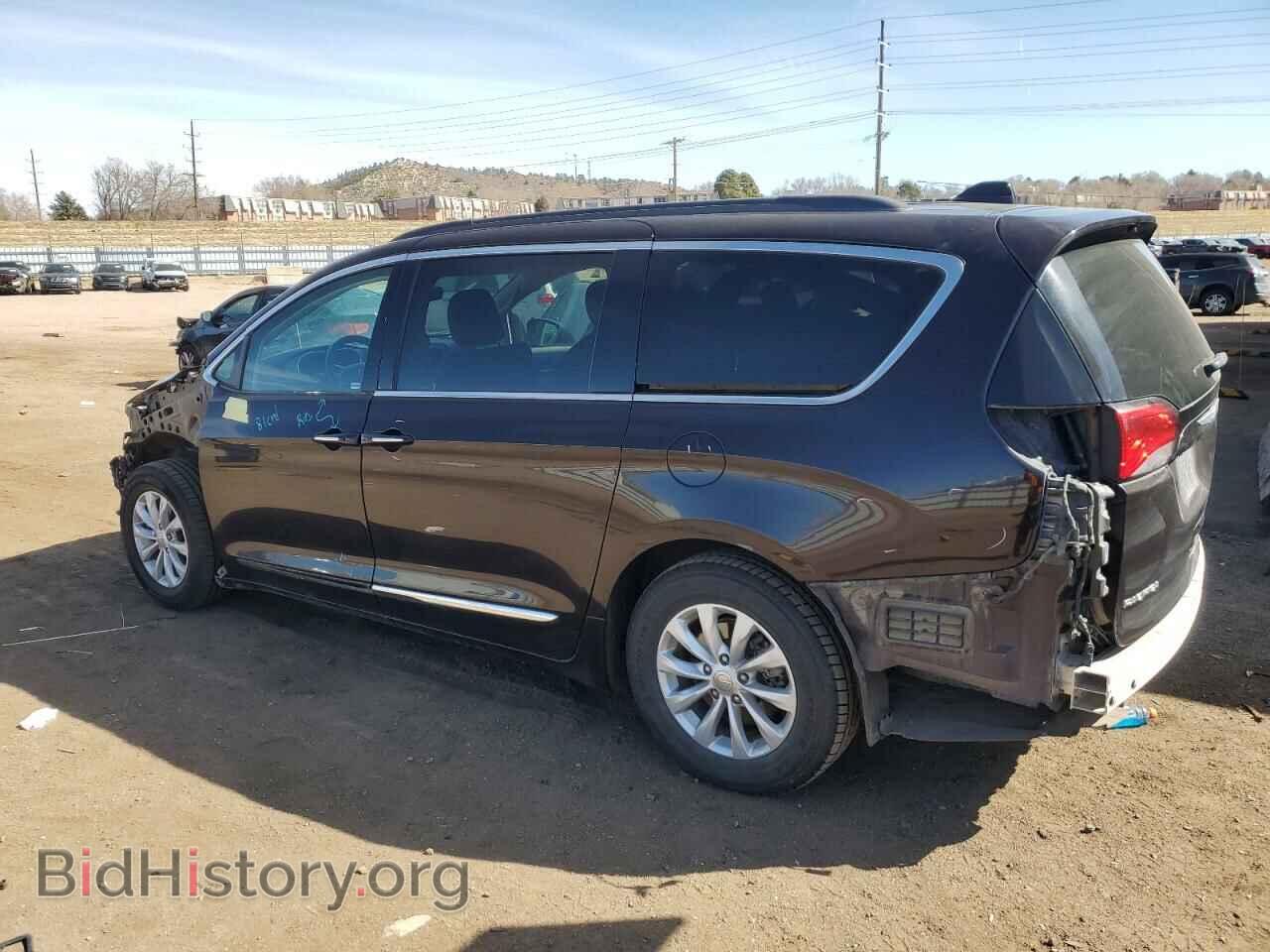 2017 CHRYSLER PACIFICA - VIN: 2C4RC1BG3HR569490 - Фото 2