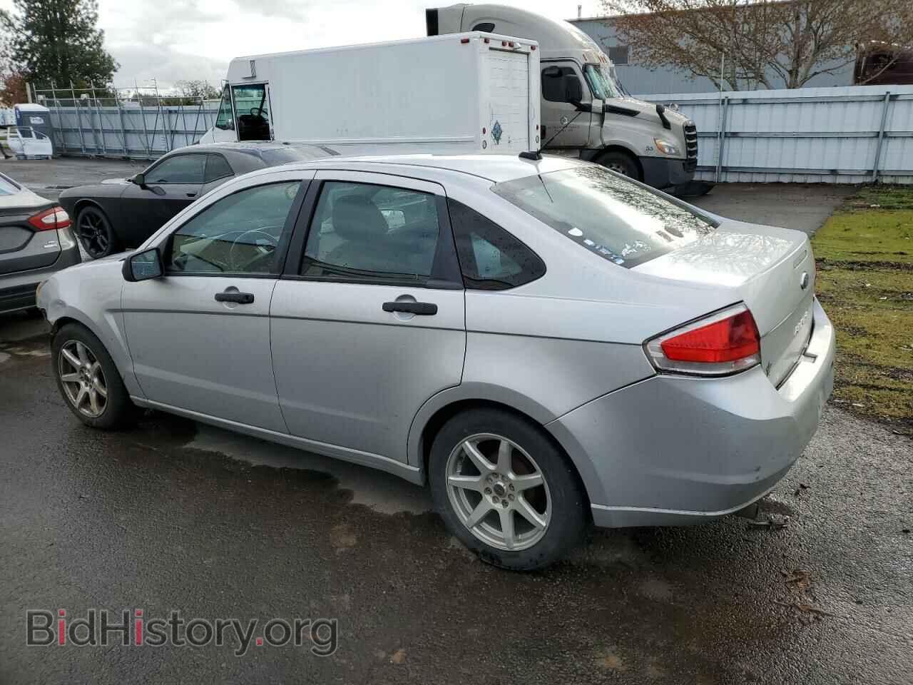 2010 FORD FOCUS - VIN: 1FAHP3FN3AW123055 - Photo 2