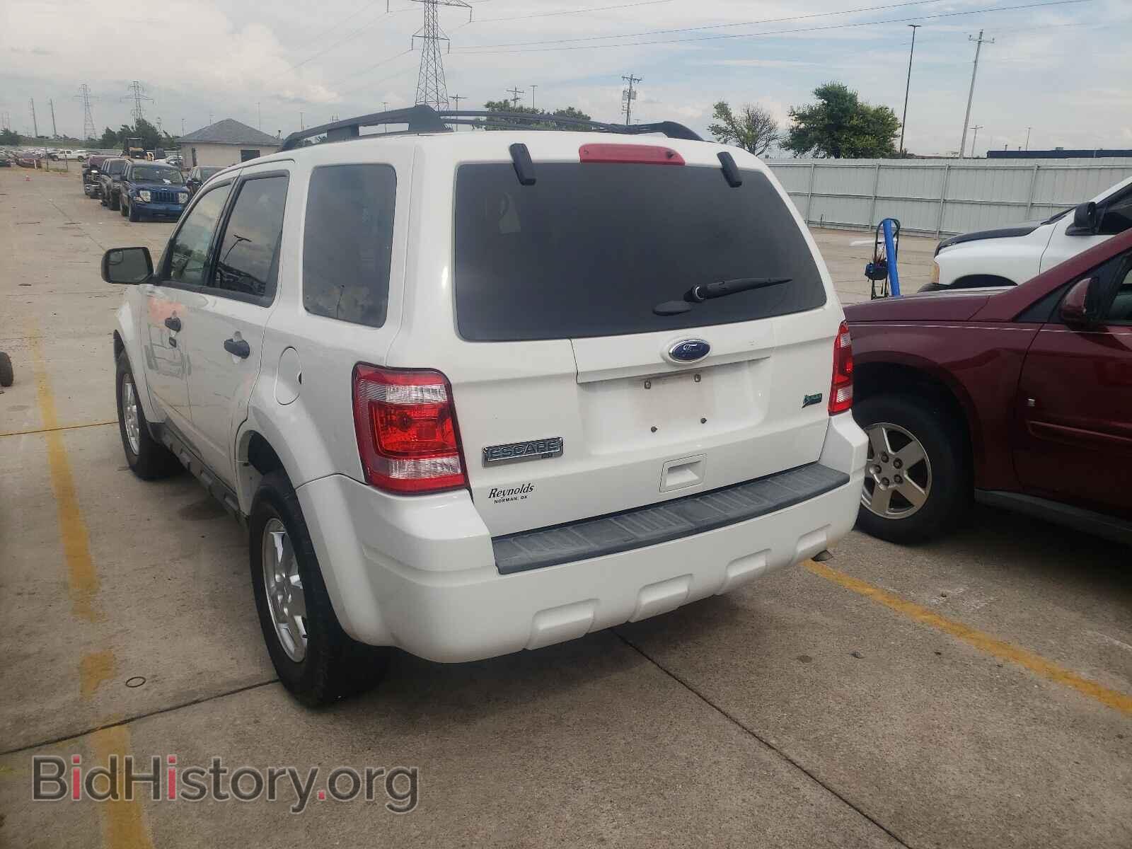 2011 FORD ESCAPE - VIN: 1FMCU0DGXBKB23848 - Фото 3