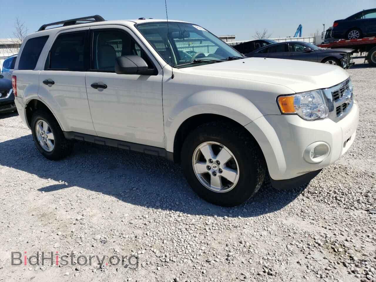 2011 FORD ESCAPE - VIN: 1FMCU0D73BKC49873 - Фото 4