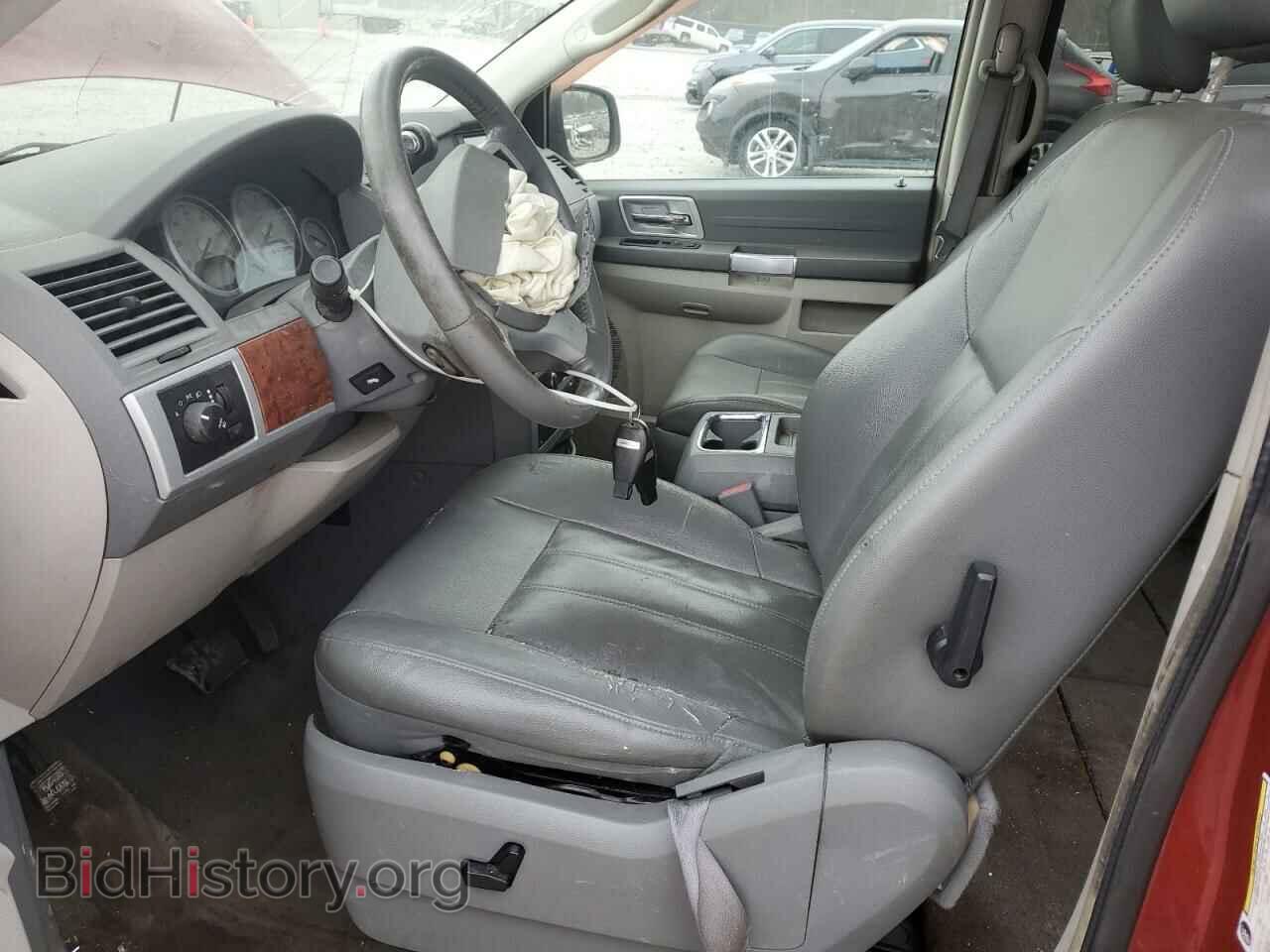 2008 CHRYSLER MINIVAN - VIN: 2A8HR54P68R776513 - Фото 7