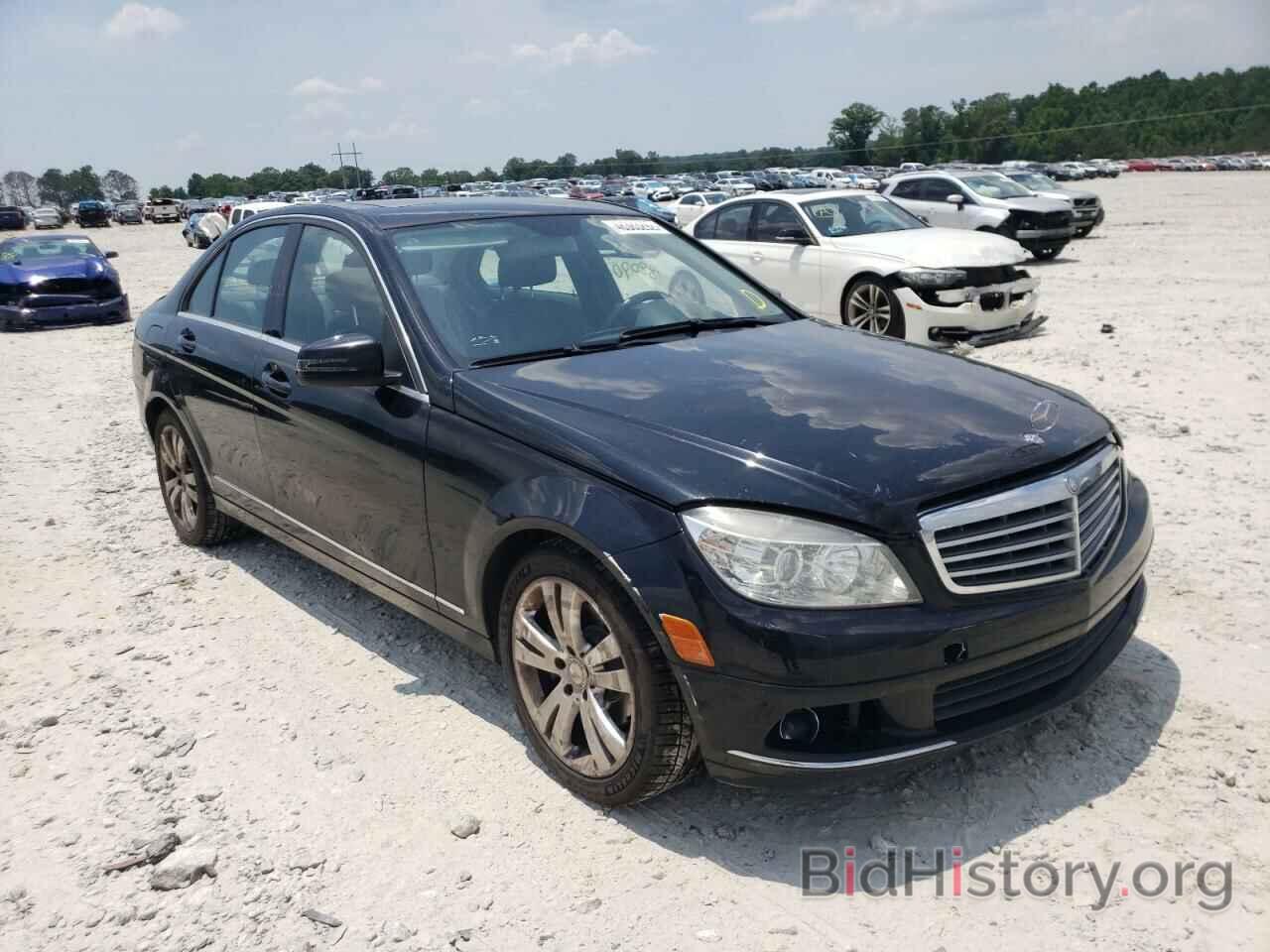 Photo WDDGF8BB6BR145140 - MERCEDES-BENZ C-CLASS 2011