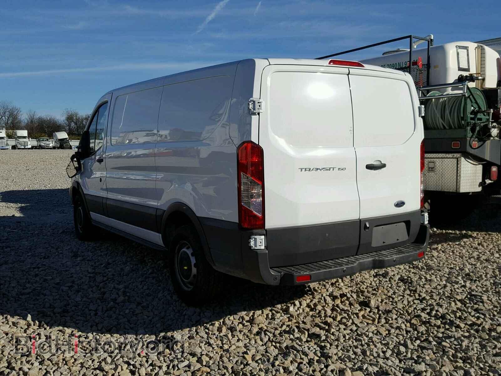 2017 FORD TRANSIT CO - VIN: 1FTYE1YMXHKB47461 - Фото 3