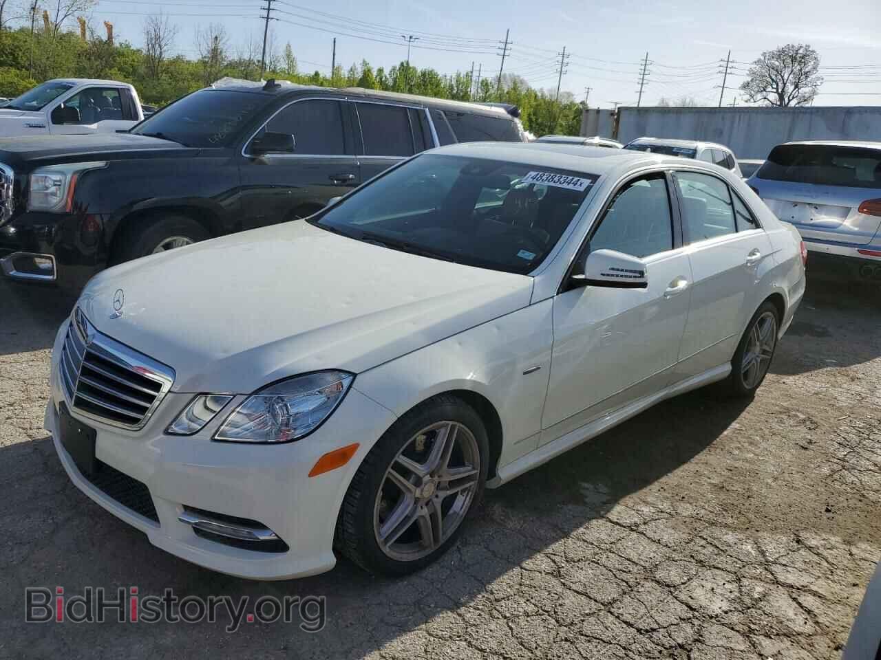 Photo WDDHF5KB2CA557364 - MERCEDES-BENZ E-CLASS 2012