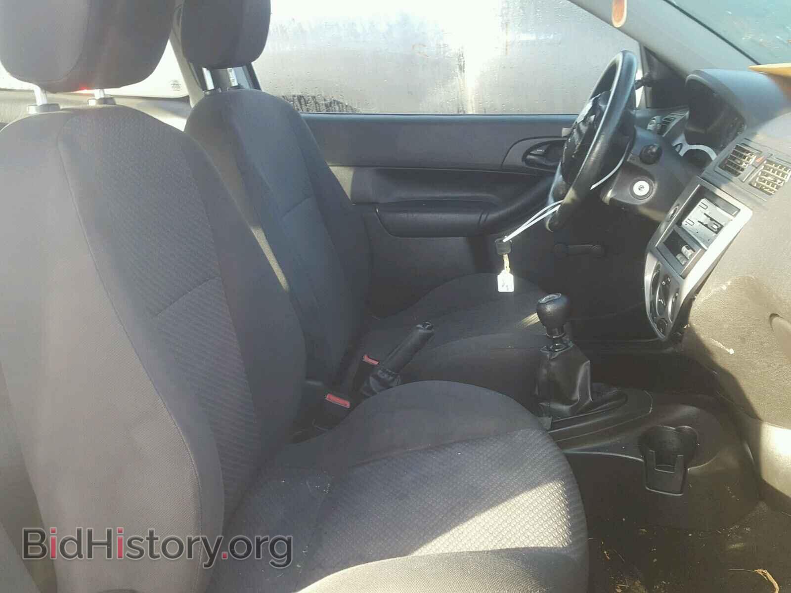 2005 FORD FOCUS - VIN: 3FAFP31N35R150506 - Фото 5