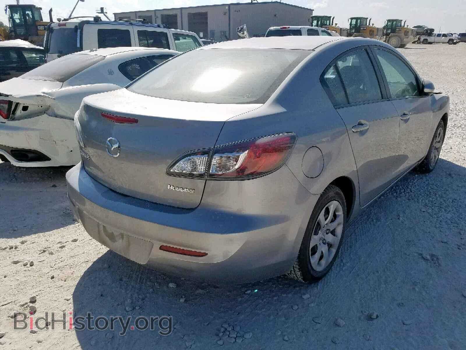 2013 MAZDA 3 - VIN: JM1BL1TF3D1730586 - Photo 4