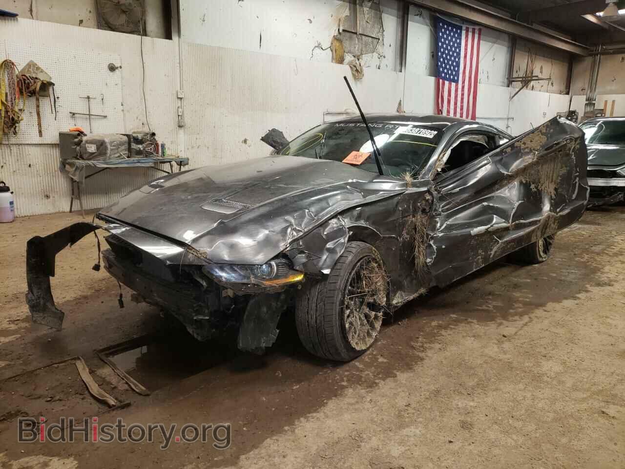 2019 FORD MUSTANG - VIN: 1FA6P8CF9K5201749 - Фото 2