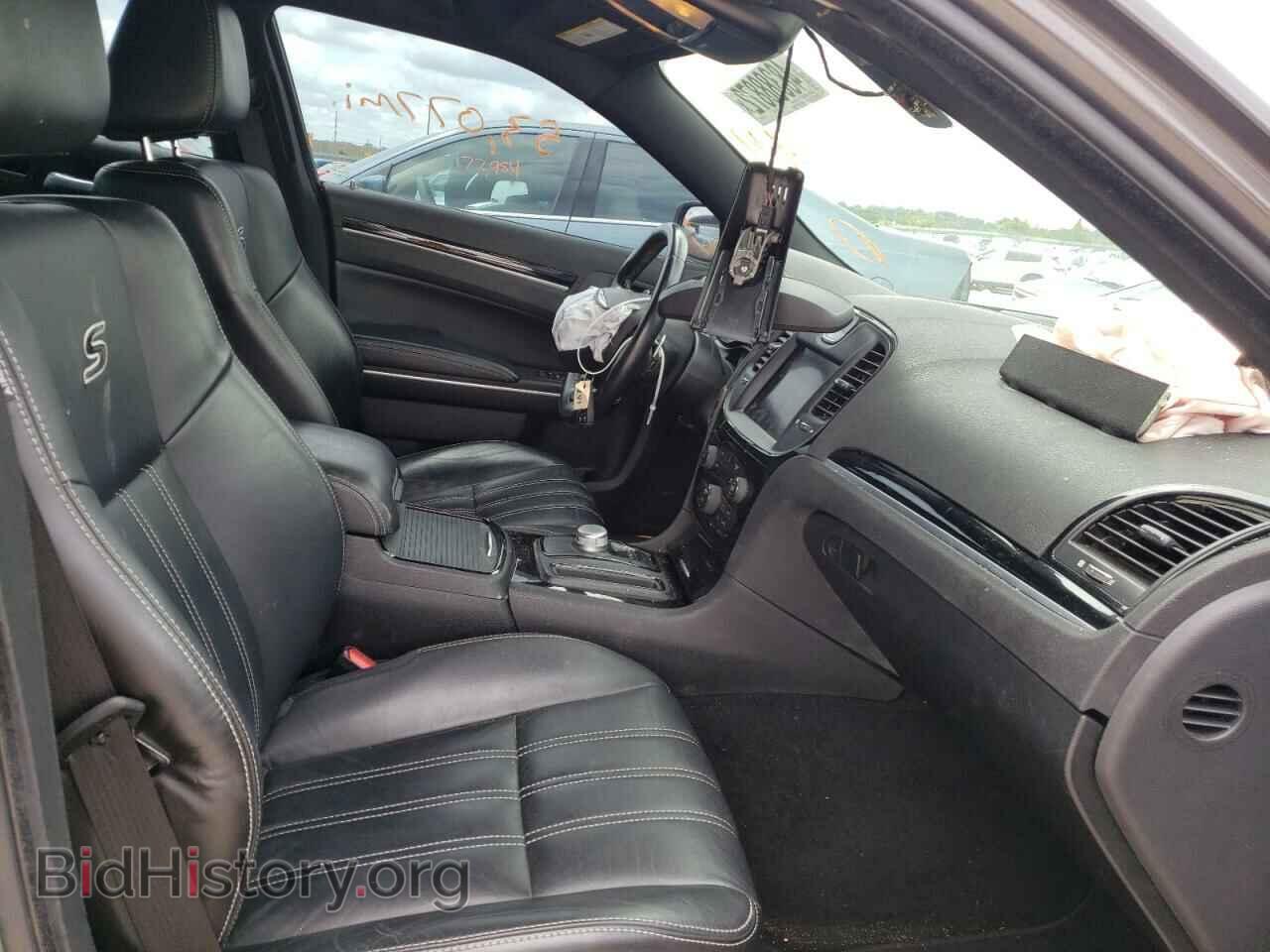 2019 CHRYSLER 300 - VIN: 2C3CCAGG7KH648631 - Фото 5