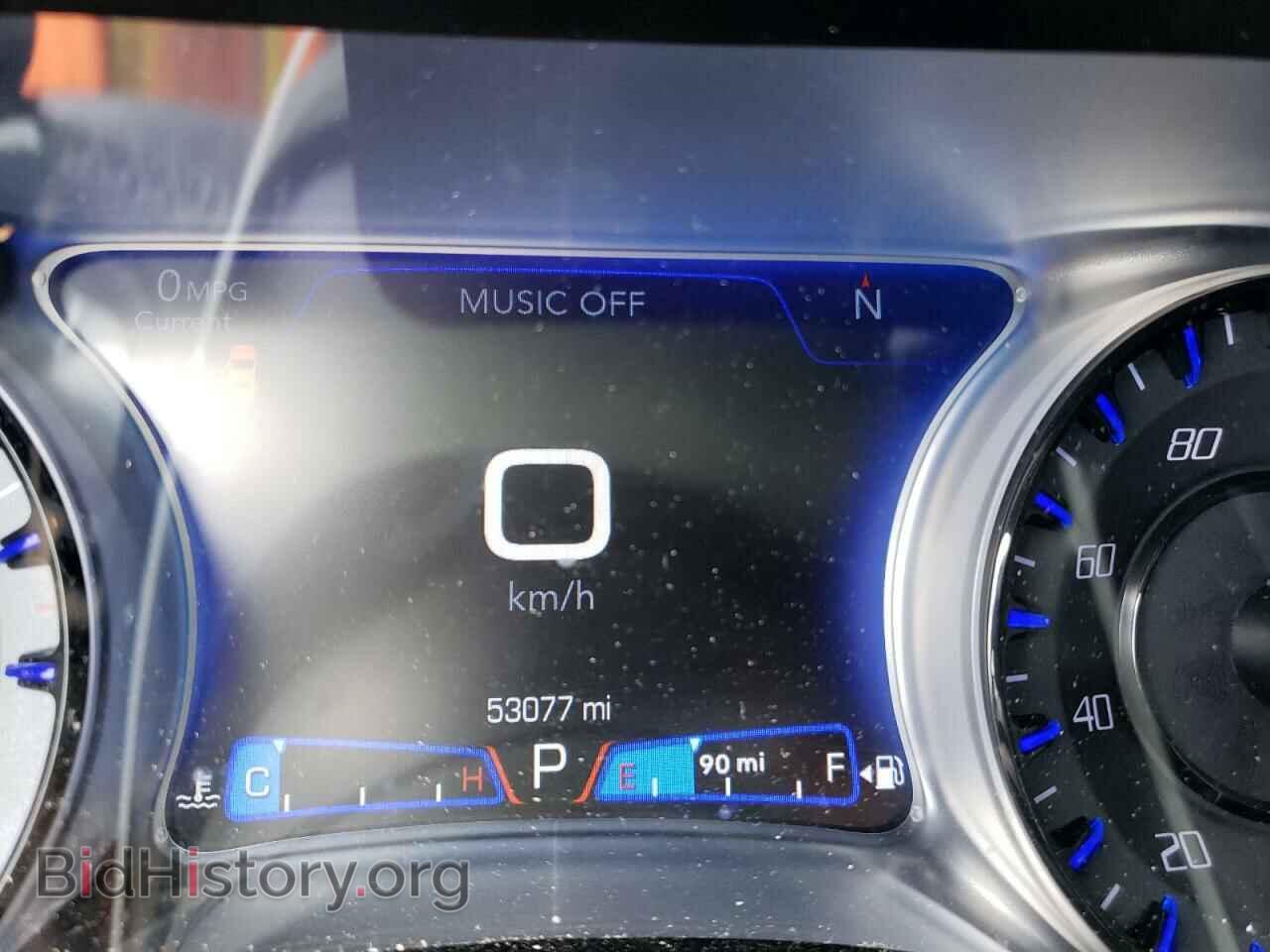 2019 CHRYSLER 300 - VIN: 2C3CCAGG7KH648631 - Фото 8