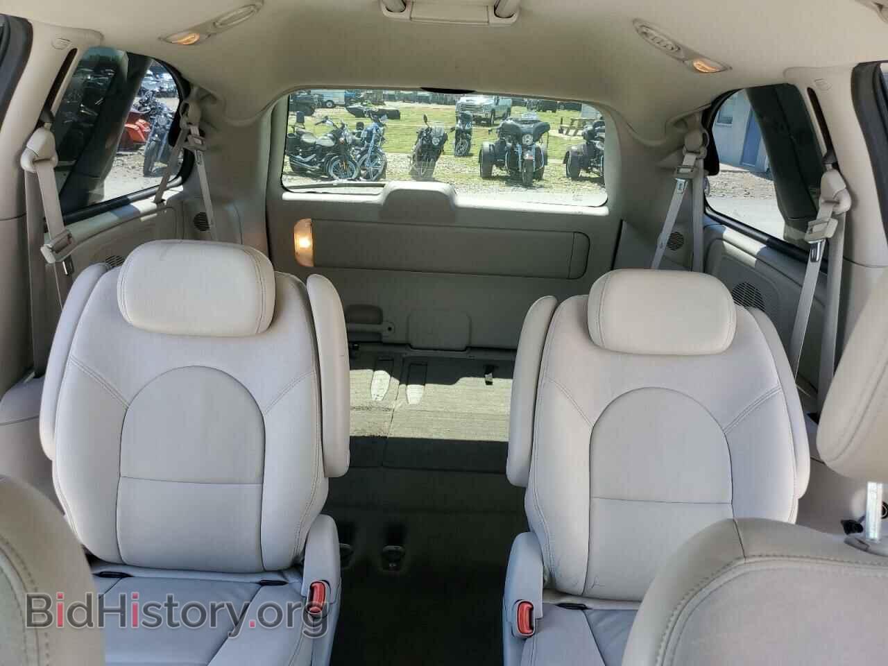 2007 CHRYSLER MINIVAN - VIN: 2A8GP64L07R269108 - Фото 10