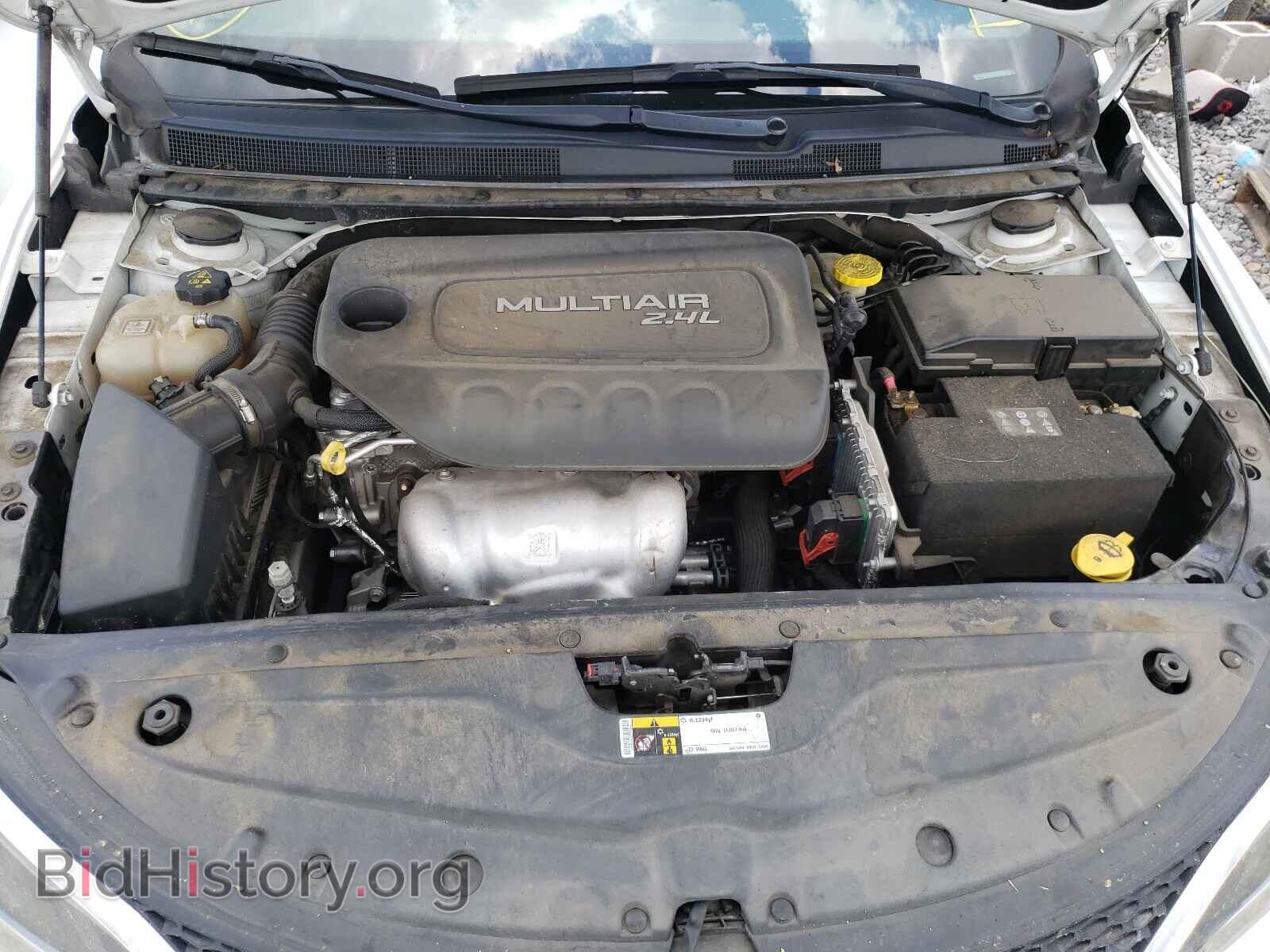 2017 CHRYSLER 200 - VIN: 1C3CCCAB7HN508359 - Фото 7