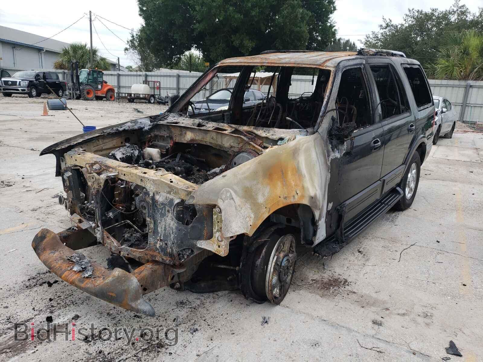 2006 FORD EXPEDITION - VIN: 1FMPU19566LB02820 - Фото 2