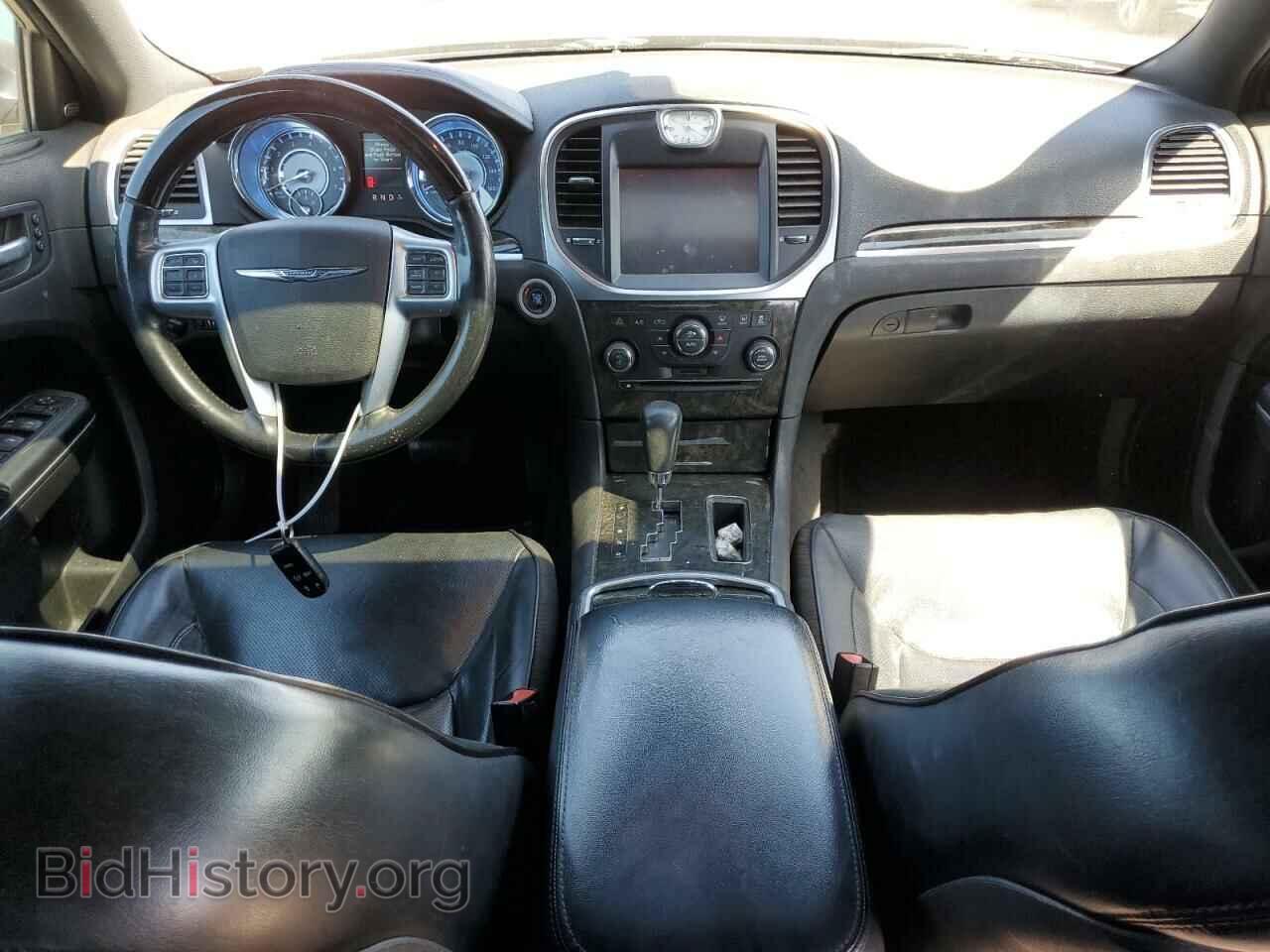 2011 CHRYSLER 300 - VIN: 2C3CA6CT6BH594034 - Фото 8