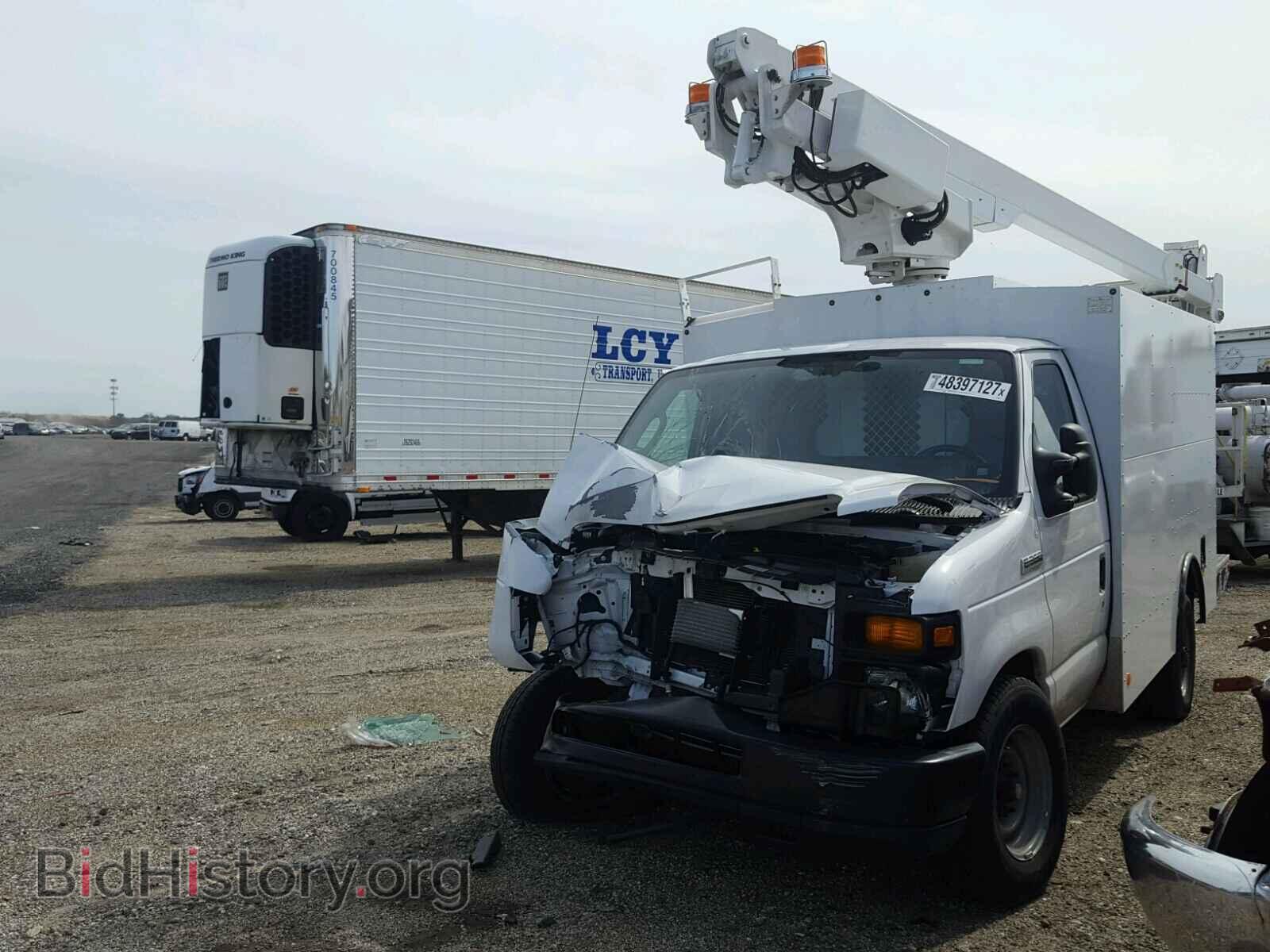 2016 FORD ECONOLINE - VIN: 1FDWE3FS2GDC49405 - Photo 2