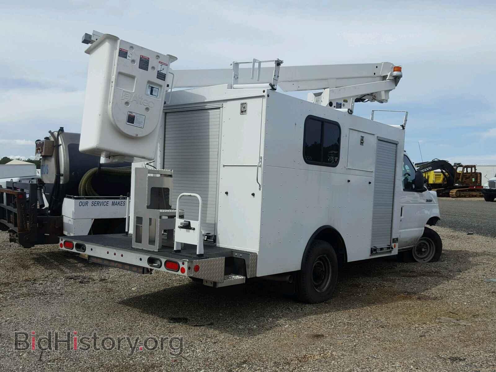 2016 FORD ECONOLINE - VIN: 1FDWE3FS2GDC49405 - Photo 4