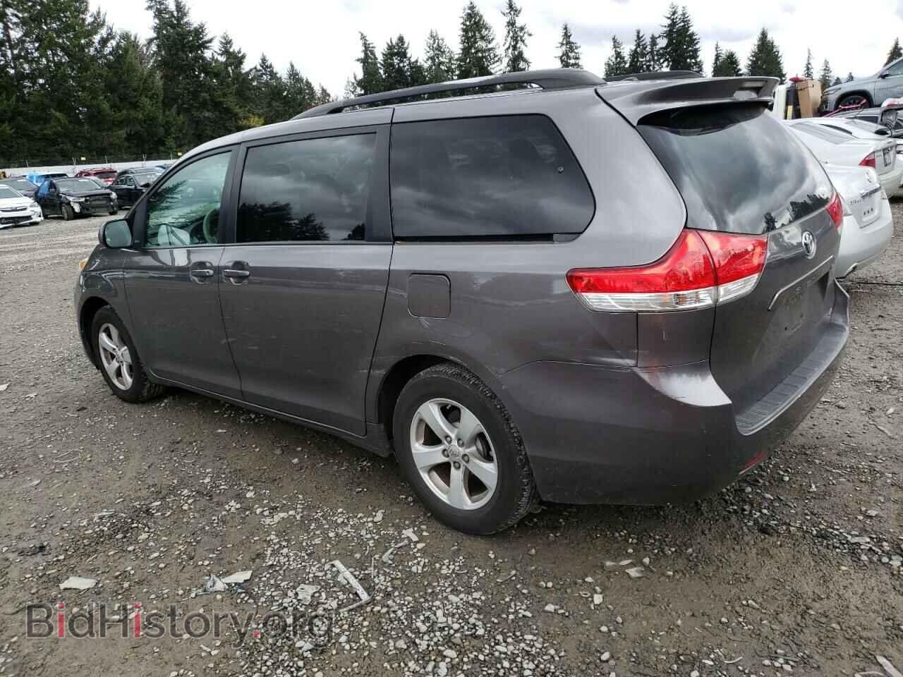2011 TOYOTA All Models - VIN: 5TDKK3DC0BS120437 - Фото 2