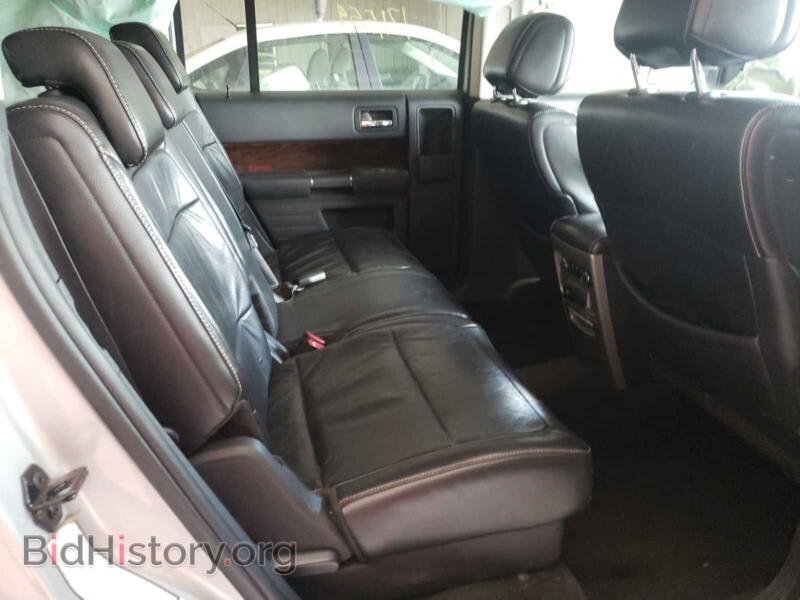 2011 Ford FLEX (VIN 2FMGK5CC8BBD25505) — photo 6 of 10