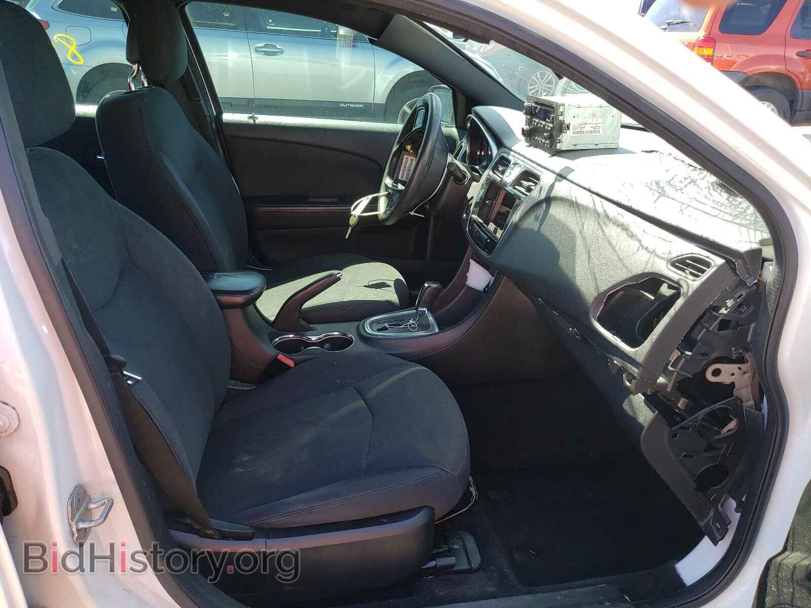 2012 CHRYSLER 200 - VIN: 1C3CCBAB9CN318615 - Фото 5