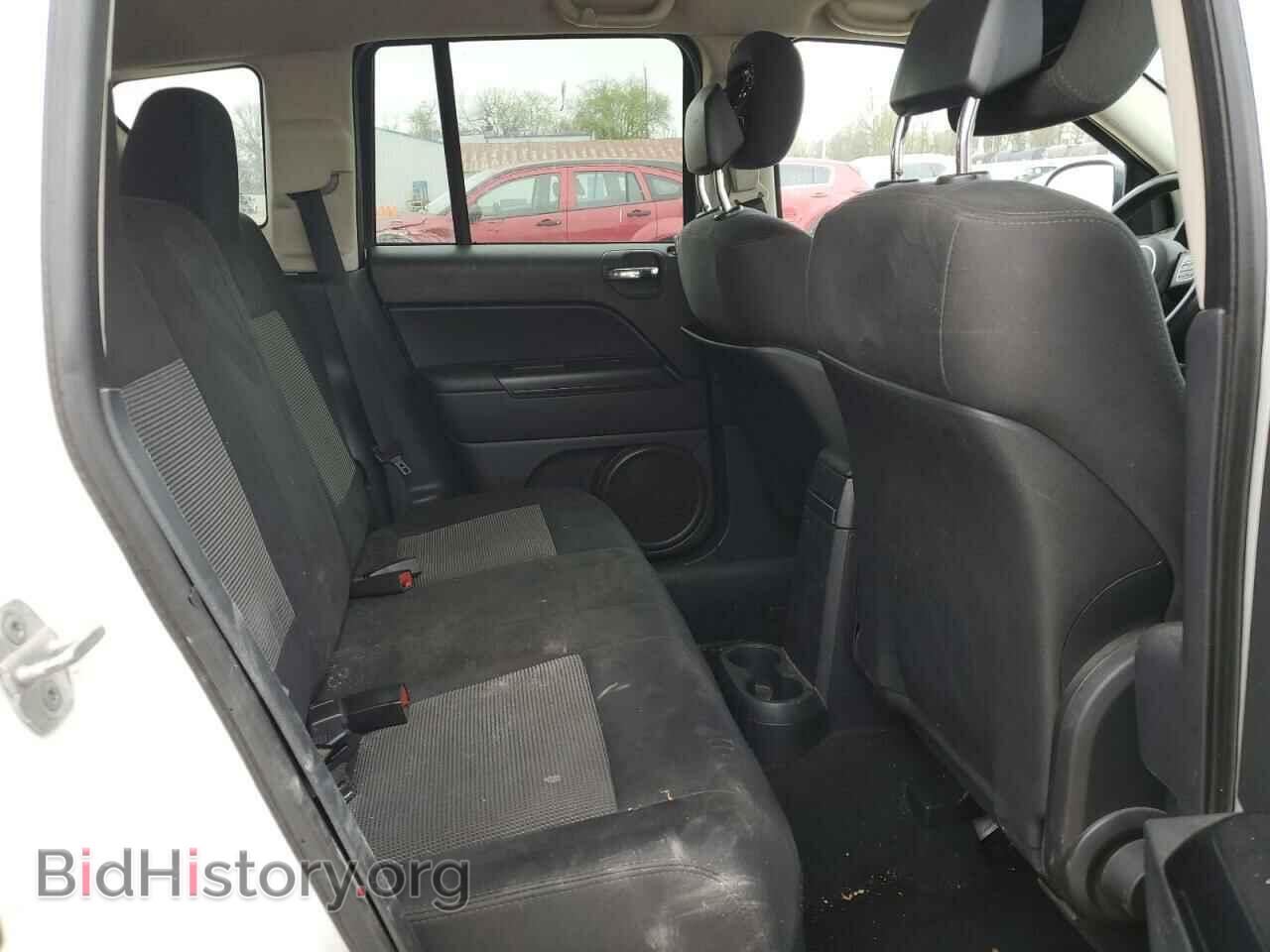 2011 JEEP COMPASS - VIN: 1J4NT1FB8BD290845 - Photo 11