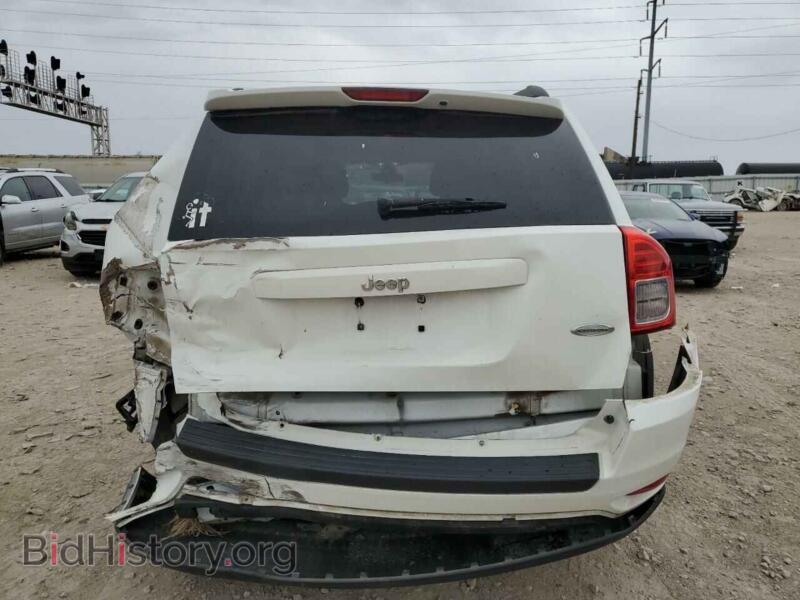 2011 Jeep COMPASS (VIN 1J4NT1FB8BD290845) — фото 6 из 13