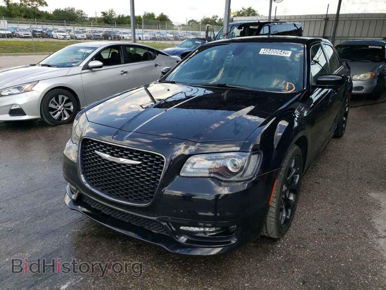 2020 CHRYSLER 300 - VIN: 2C3CCABT7LH180776 - Фото 2