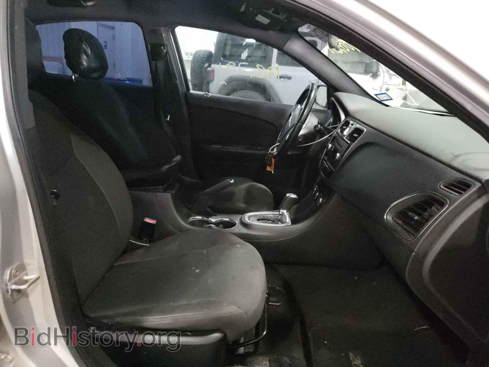 2012 CHRYSLER 200 - VIN: 1C3CCBBB1CN100229 - Фото 5
