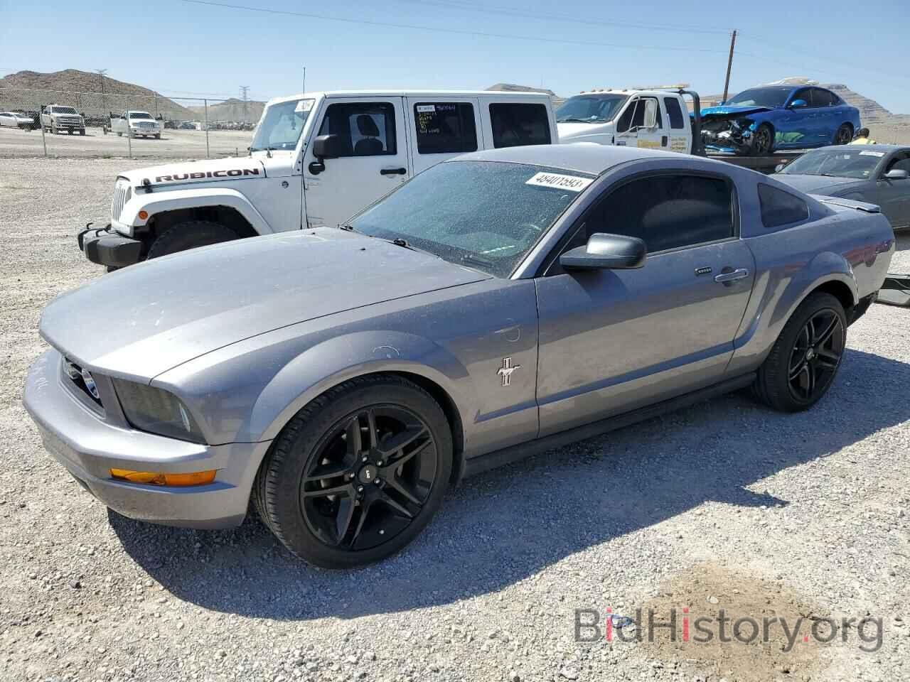 Photo 1ZVFT80N375214924 - FORD MUSTANG 2007
