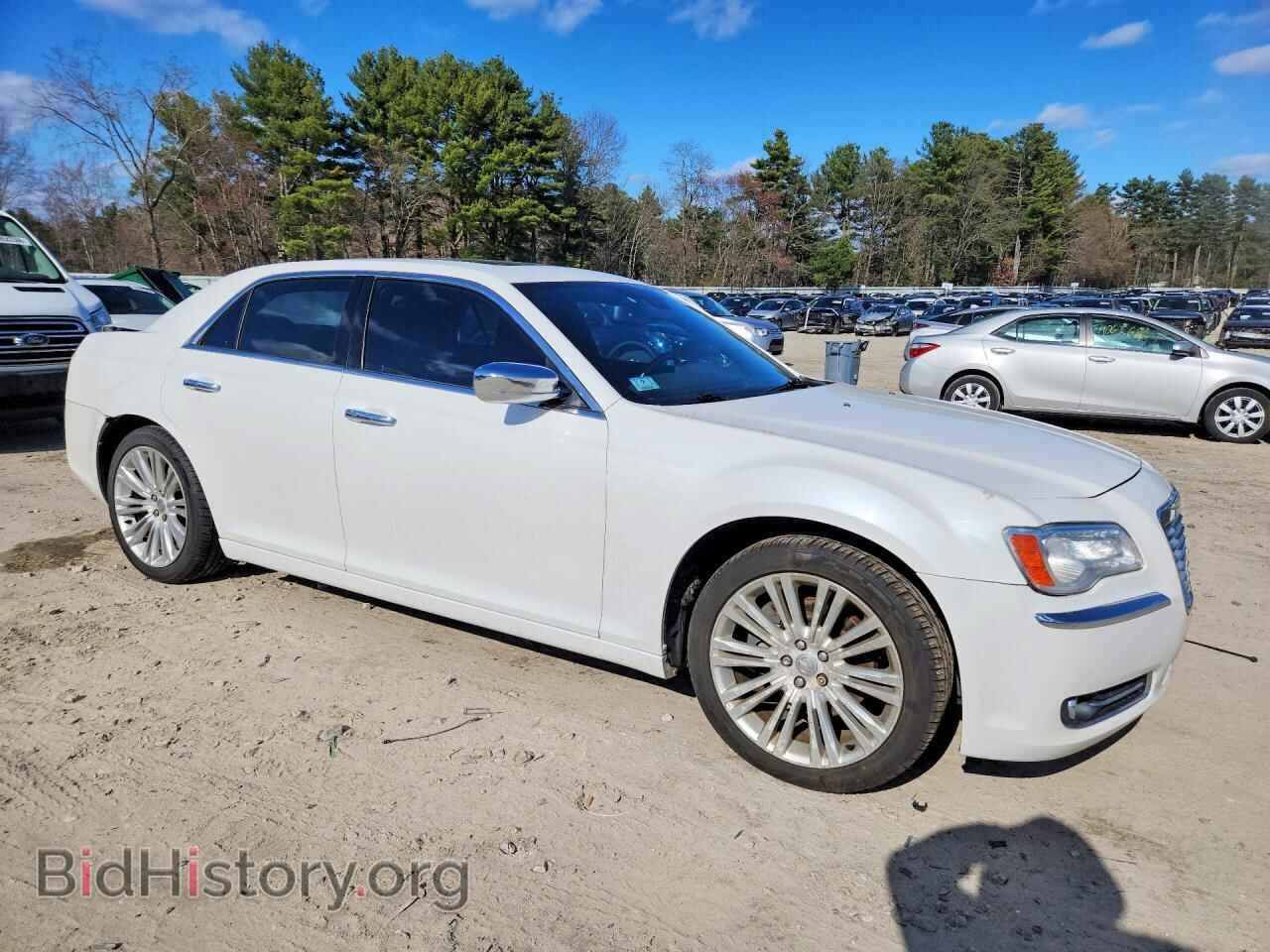 2011 CHRYSLER 300 - VIN: 2C3CA6CT8BH537401 - Photo 4