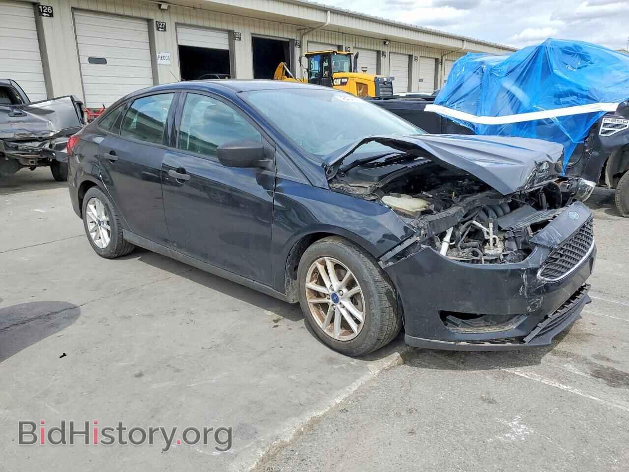 2017 FORD FOCUS - VIN: 1FADP3F2XHL271848 - Photo 4
