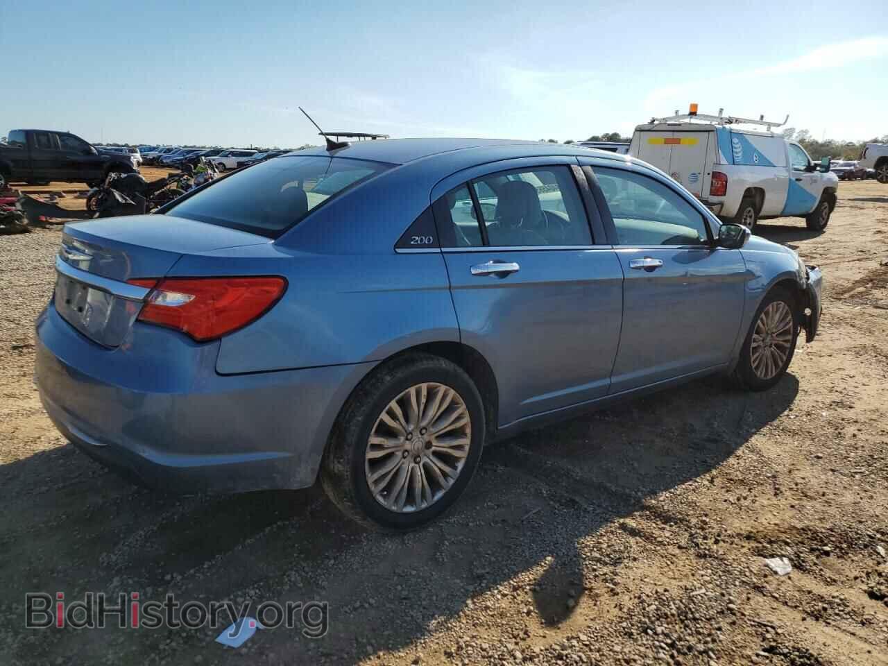 2011 CHRYSLER 200 - VIN: 1C3BC2FG2BN607169 - Фото 3