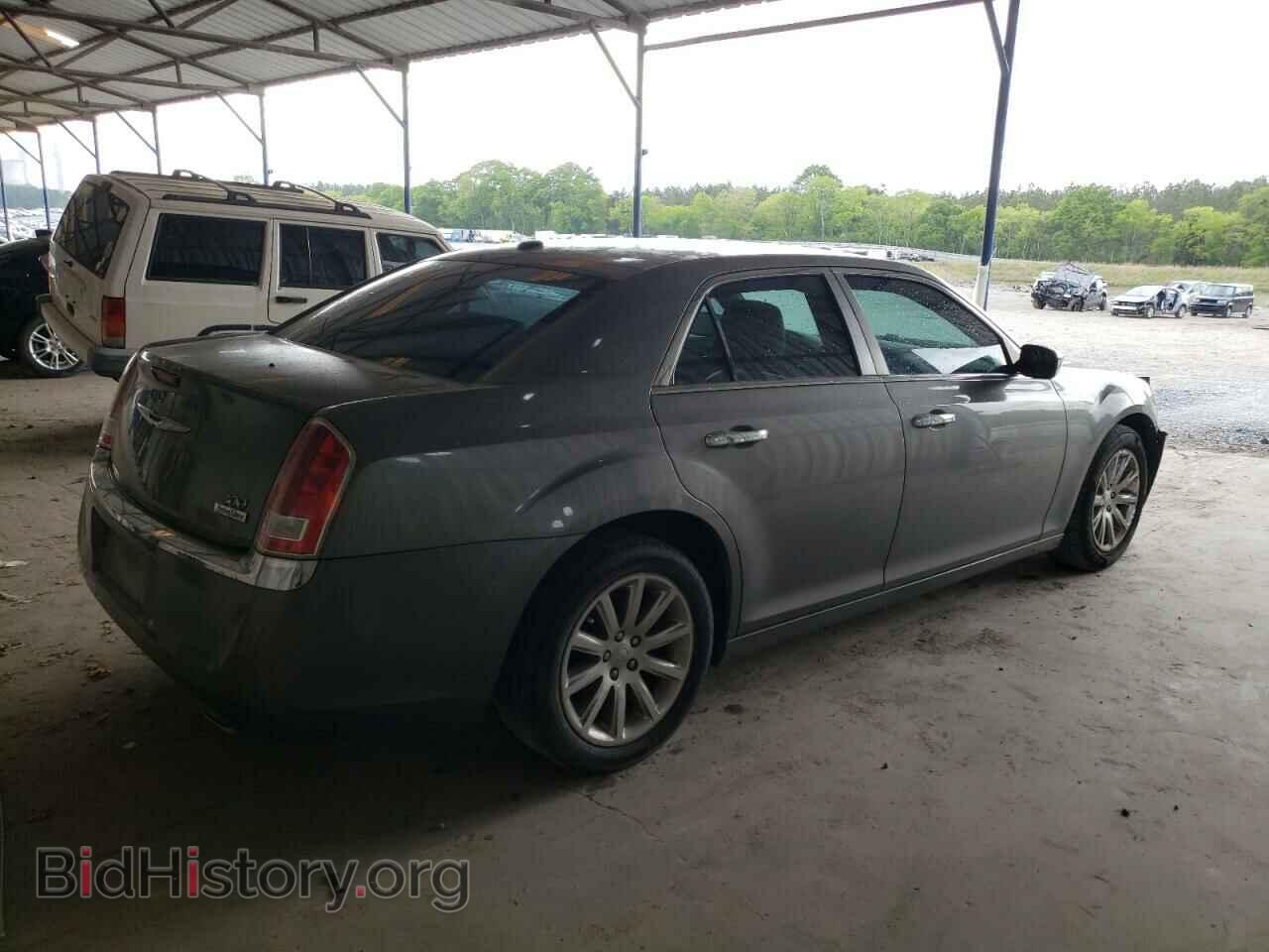 2011 CHRYSLER 300 - VIN: 2C3CA5CG3BH580847 - Фото 3
